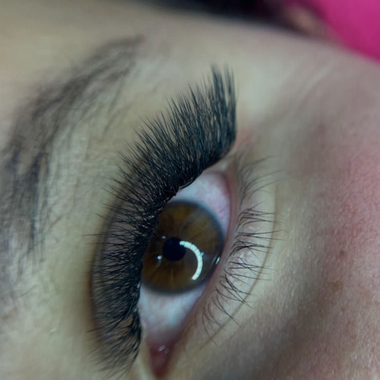 Extensiones foxy eyes